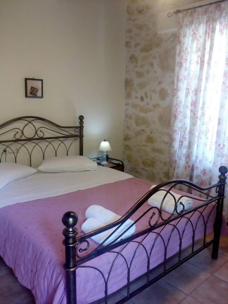 Artemisia Traditional Home Choudetsi Luaran gambar